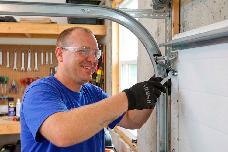 Boca Raton garage door track