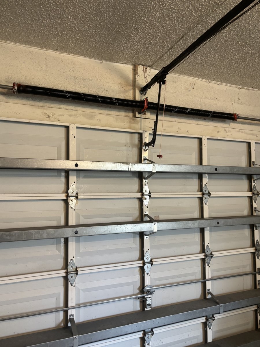 Garage door cable drum repaired on site in Boca Raton, FL